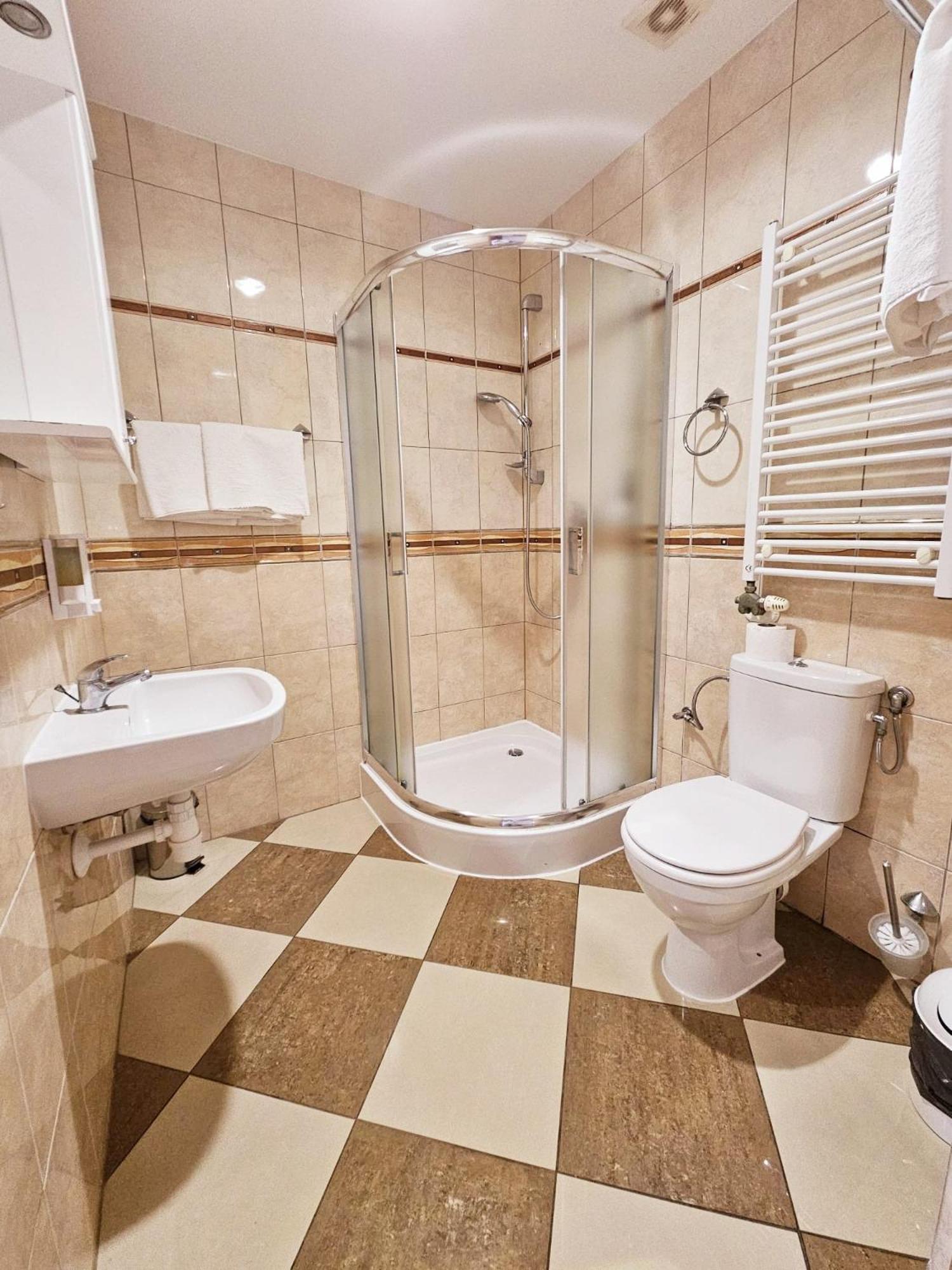 Restauracja Hotel Przystan Lublin Exteriör bild